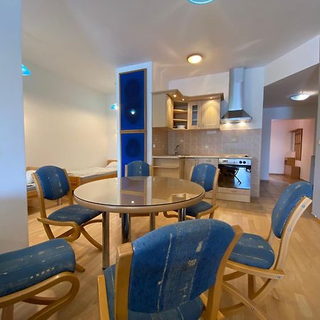 Apartman Majak U Zermanicke Prehrady Pitrov Екстер'єр фото
