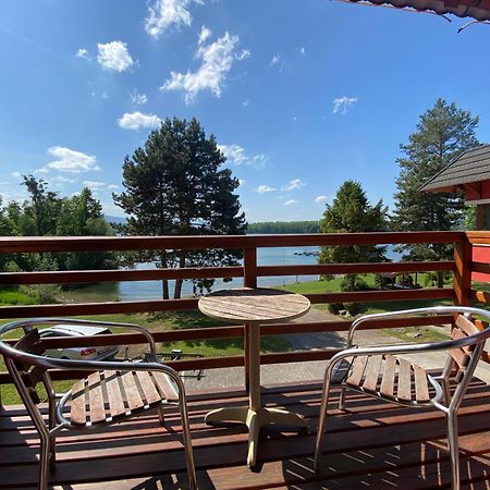Apartman Majak U Zermanicke Prehrady Pitrov Екстер'єр фото