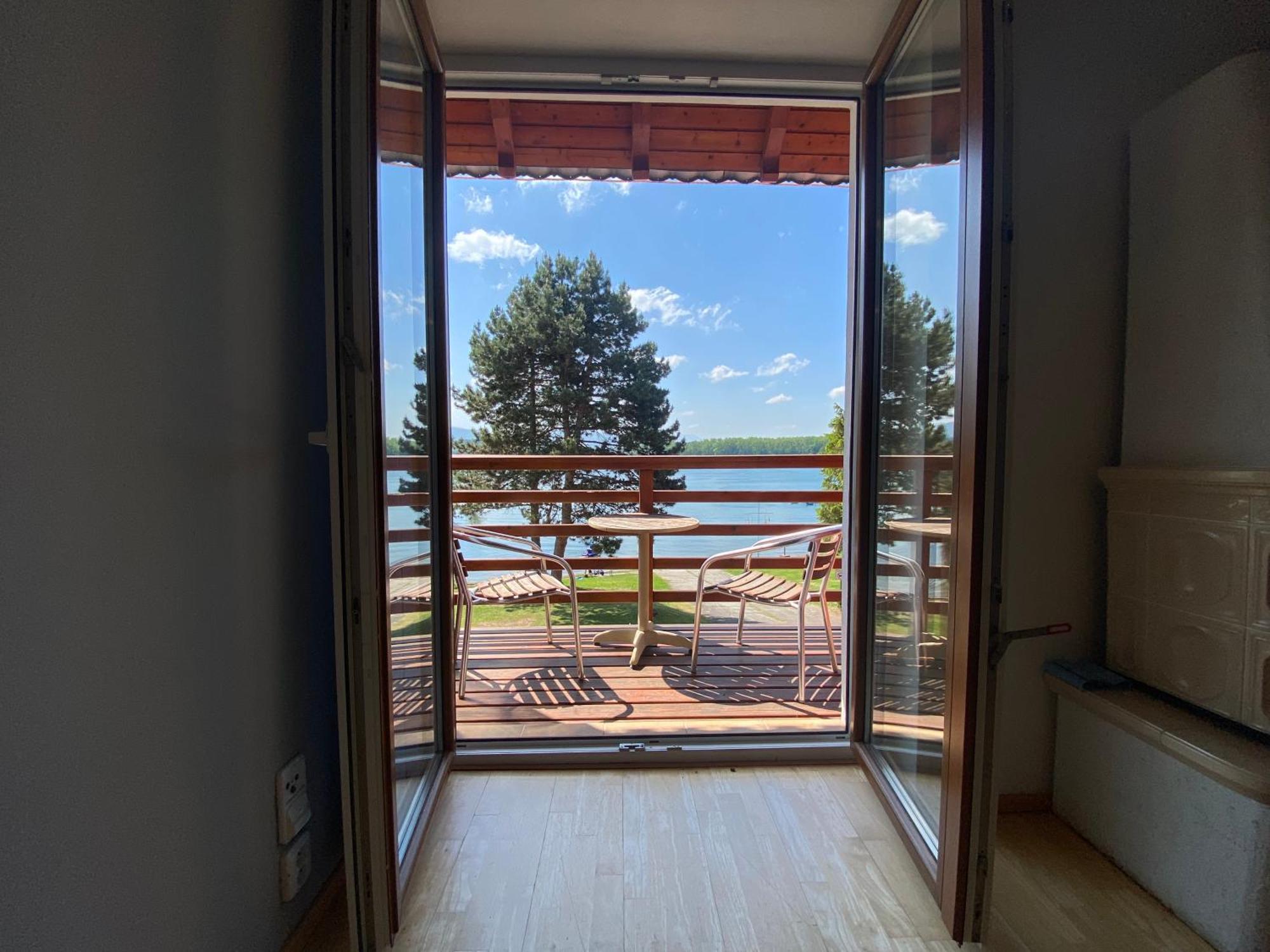 Apartman Majak U Zermanicke Prehrady Pitrov Екстер'єр фото